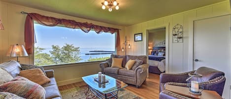 Port Angeles Vacation Rental | 3BR | 2BA | 1,466 Sq Ft | Stairs Required