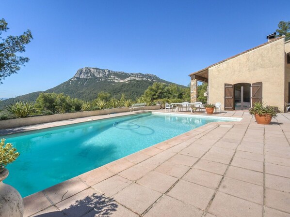 Property, Swimming Pool, House, Real Estate, Building, Estate, Home, Villa, Vacation, Architecture