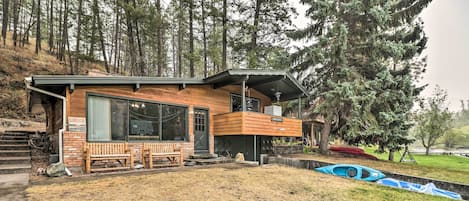 Polson Vacation Rental Cabin | 2BR | 2BA | 1,380 Sq Ft | Steps to Access