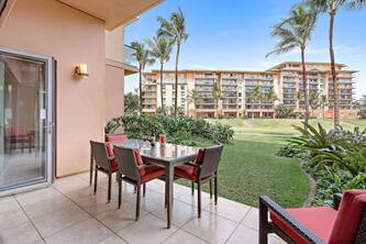 Maui Resort Rentals: Honua Kai Hokulani 140 – Upgraded Large Ground Floor 1BR, Spacious Lawn Area + Easy Pools/Beach Access