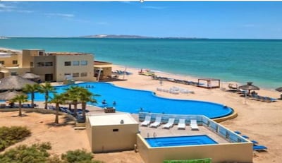 Hermosa casa con vista al mar en Laguna Shores Resort orientado a la familia