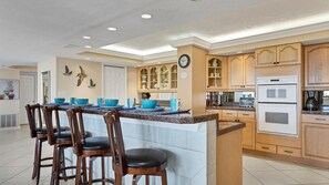 Breakfast Bar