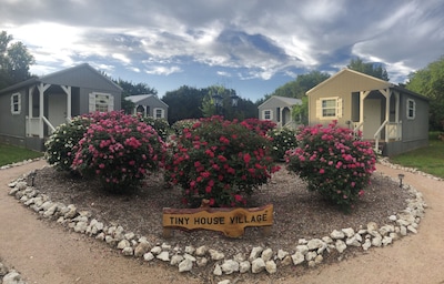 Tiny House #3 @Gathering Oaks Retreat