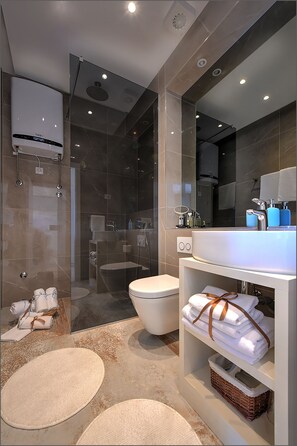 modern bathroom