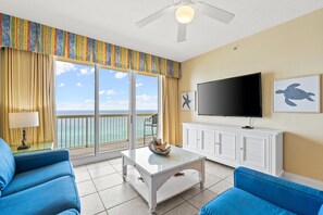 Living Area with Gulf Views