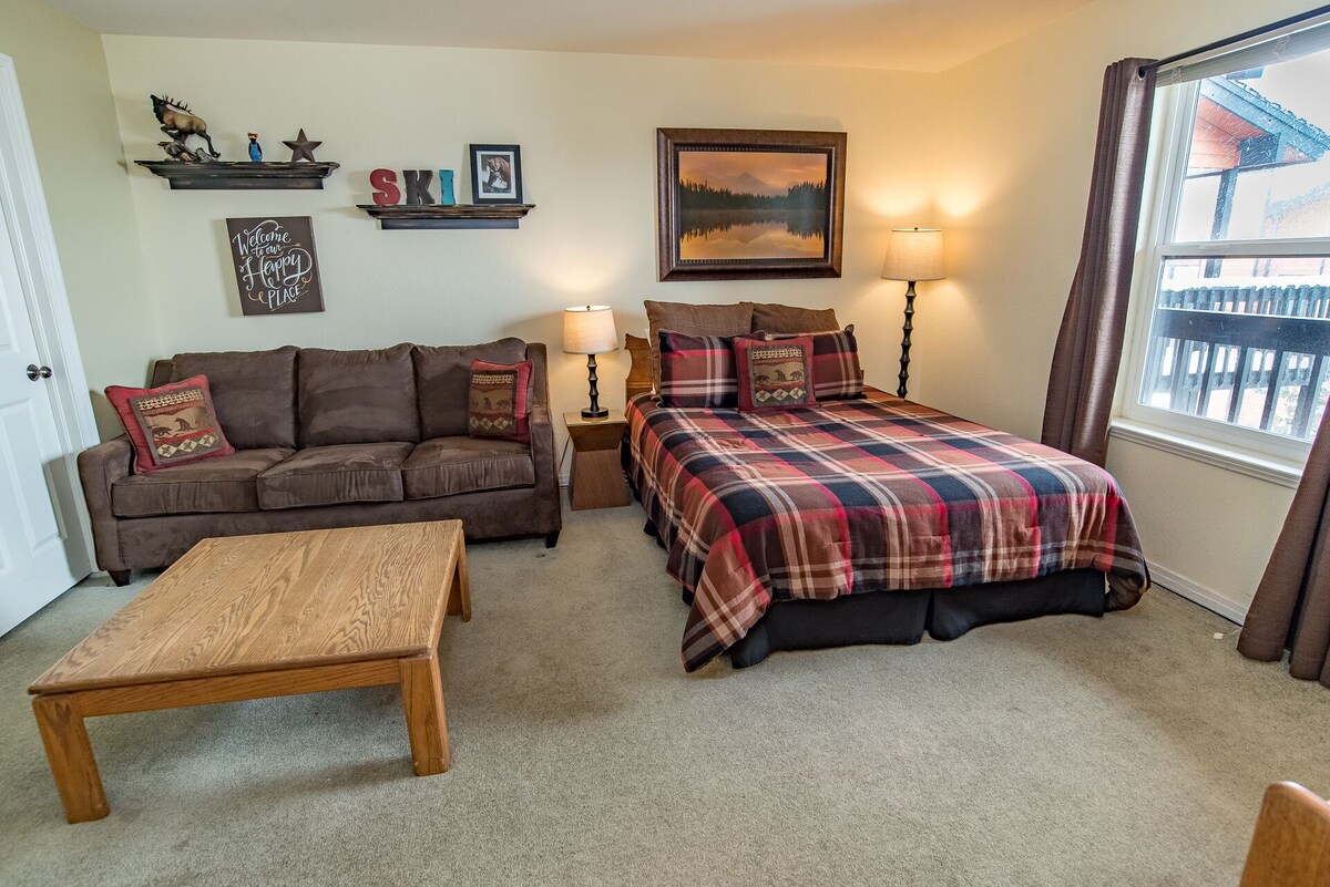 Mountainside Snowview Condo : Cool Frisco Location