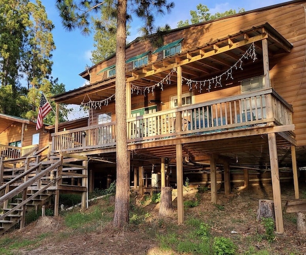 Cabin #4 sleeps 7 via 1 queen bdrm, 2nd w/ full bed, & loft w/ 3 twin beds.  