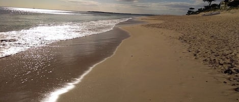 A deux pas de la très jolie plage de Bonne Source