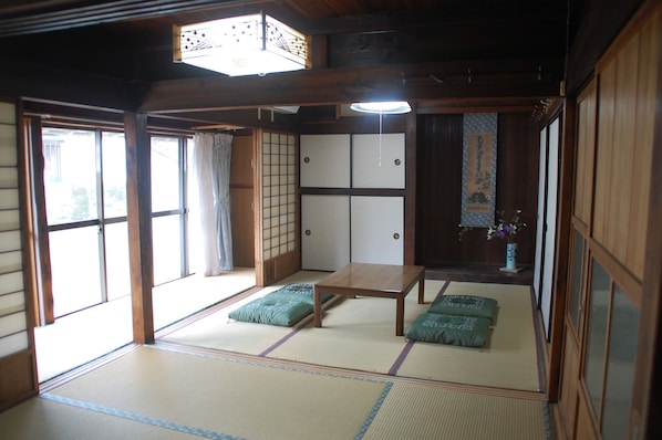 100years old  Kokoyui Guest House / 8ppl