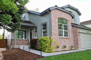 Front door side entrance.