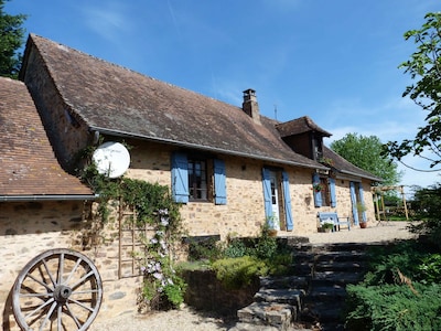 Stunning Perigord farmhouse  with private pool in peaceful rural location