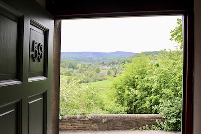 Fabulous former weaver's cottage looking out over the Holme Valley