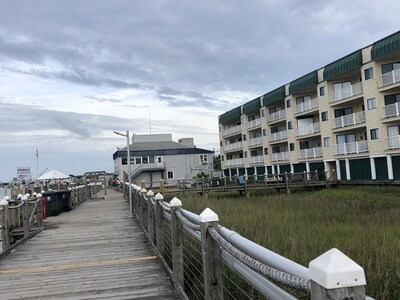 First time rental- Newly remodeled 2B/2B Condo views of Baycreek Marina & Marsh