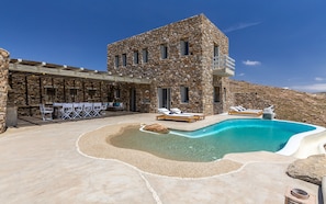 Rocky Retreat Villa