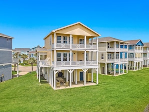 Spacious backyard - perfect to throw a football or put up a net volleyball