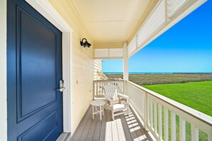 Even the front door has ocean views!