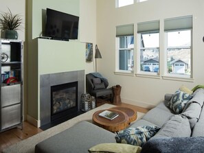 Living Room with Gas Fireplace