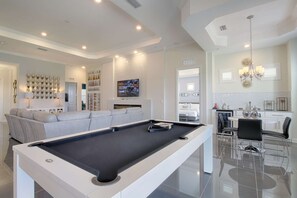 Spielezimmer