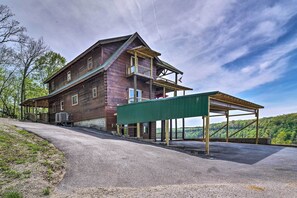 Exterior | Views