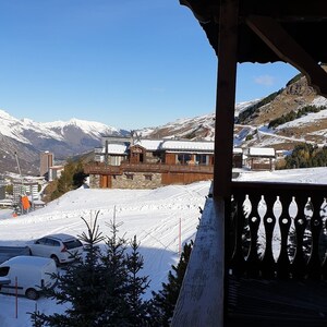 Apartment on the piste, sleeps 7, La Sapinière 