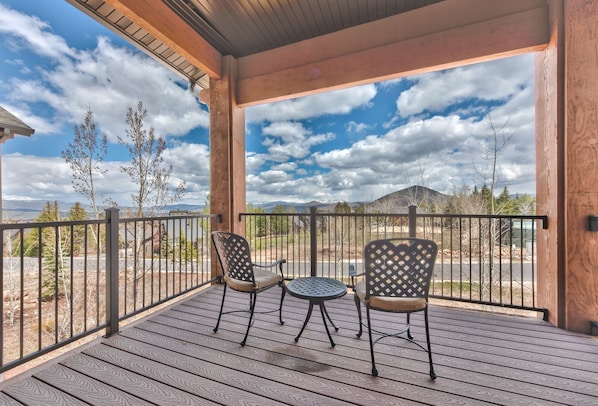 Balcony with mountain views