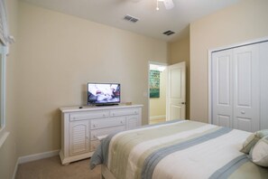 2nd Downstairs Queen Room w/Flat Screen TV - View #2