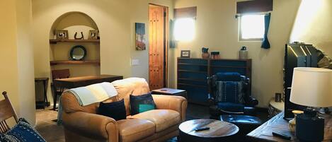 Comfortable, bright living room; hacienda decor; office nook w/ wireless printe
