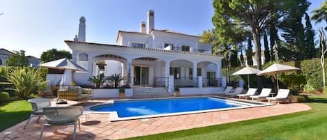 Stylish villa with Heatable Pool close to Quinta shopping A386 - 1