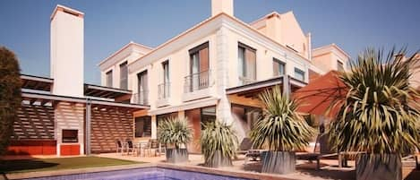 Modern 3 bedroom Villa with Private Pool in Royal Golf Vale do Lobo A376 - 1