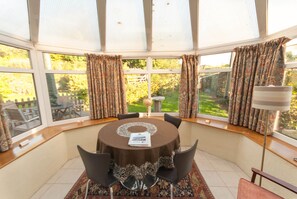 Sun/Dining Room
