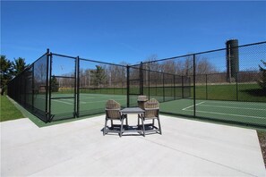 Tennis/pickle ball court
