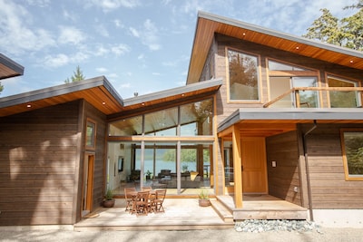 Brand New Stunning West Coast Waterfront Luxury Home