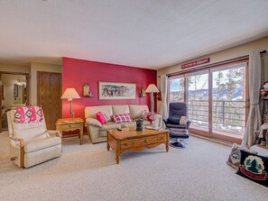 Large, cozy common area with stunning mountain view