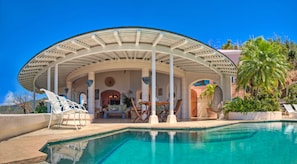 Impressive but relaxing and serene outdoor spaces