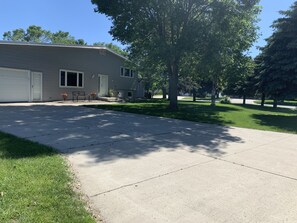 Front driveway 23x58 large front yard.