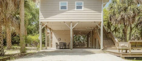 Welcome to our Edisto Beach Cottage, a hidden gem tucked among Historic Oaks!