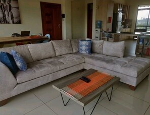 Super comfy chaise lounge to relax after a long day or to watch netflix