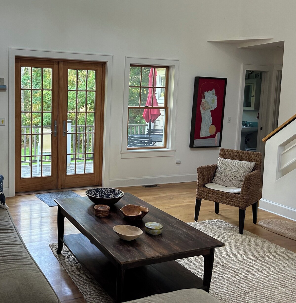Contemporary near Wade’s Beach – 10 min drive to Sunset Beach/Shelter Island Hts