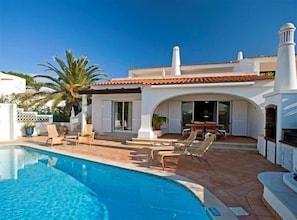 Five Bedroom villa beside the Praca in Vale do Lobo T129 - 3