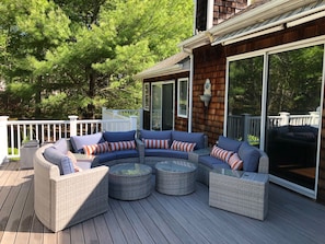outdoor lounge area