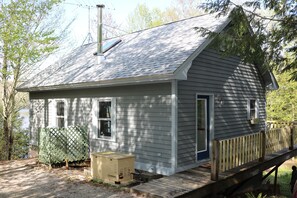 Camp front