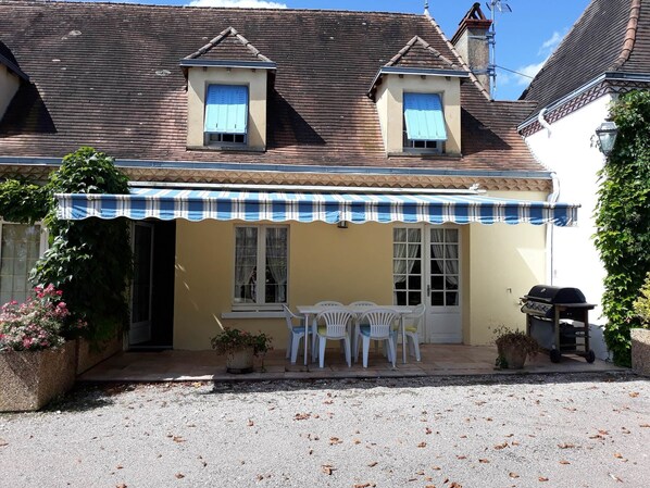 Vue extérieur du gîte Les Géraniums