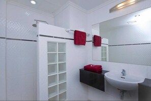 Argyle 2 Bed (12) 100 m2 Phratamnak Hill