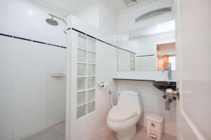 Argyle 1 Bed (15) 80 m2 Phratamnak
