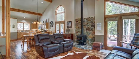 Aspen Heights Lodge - a SkyRun Breckenridge Property - Newly updated, spacious Breckenridge vacation home
