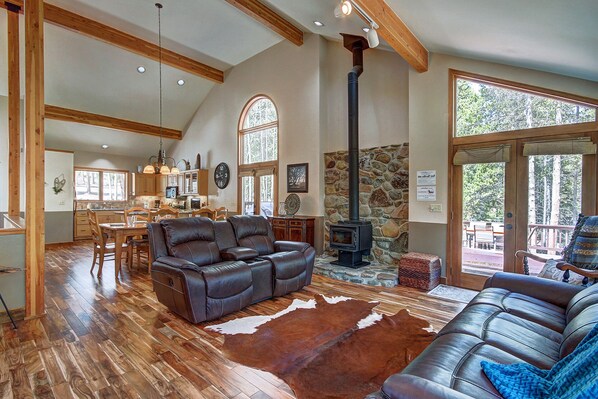 Aspen Heights Lodge - a SkyRun Breckenridge Property - Newly updated, spacious Breckenridge vacation home