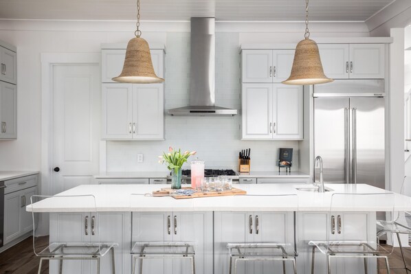 Modern Gourmet Kitchen!