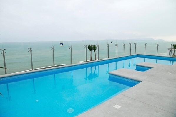 FLAT 1D (entre aeropuerto y Miraflores)