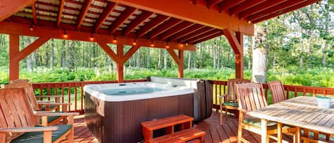 Hot tub