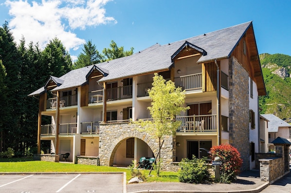 Welcome to your home away from home in the mountains!